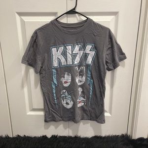 S | KISS Graphic T-Shirt